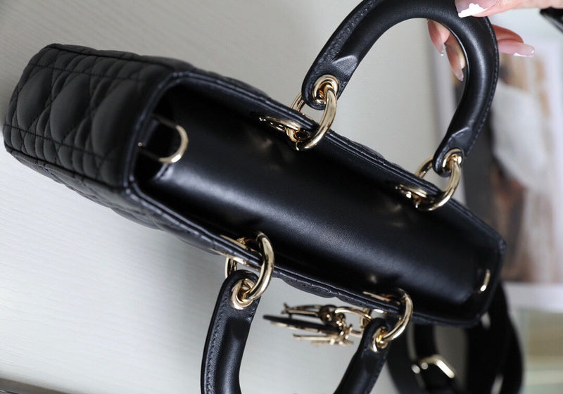 LTB - Luxe Touch Bags - 445