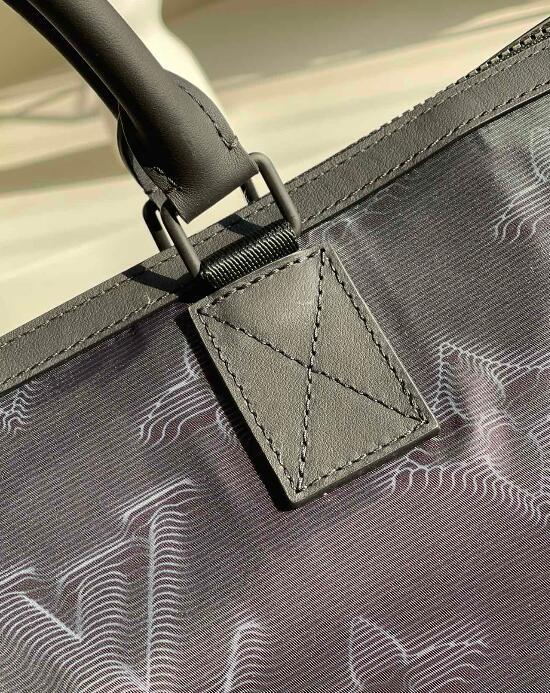 Luxe Touch Bags -   2529