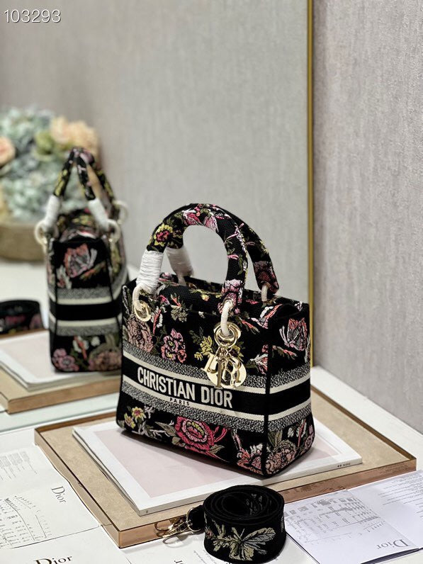 LTB - Luxe Touch Bags - 065