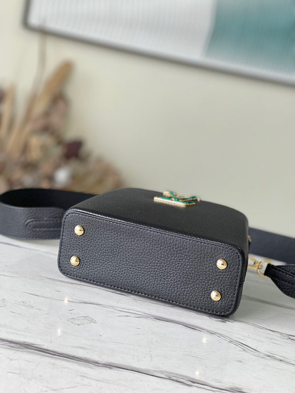 Fashion Luxe Touch bags - 5166