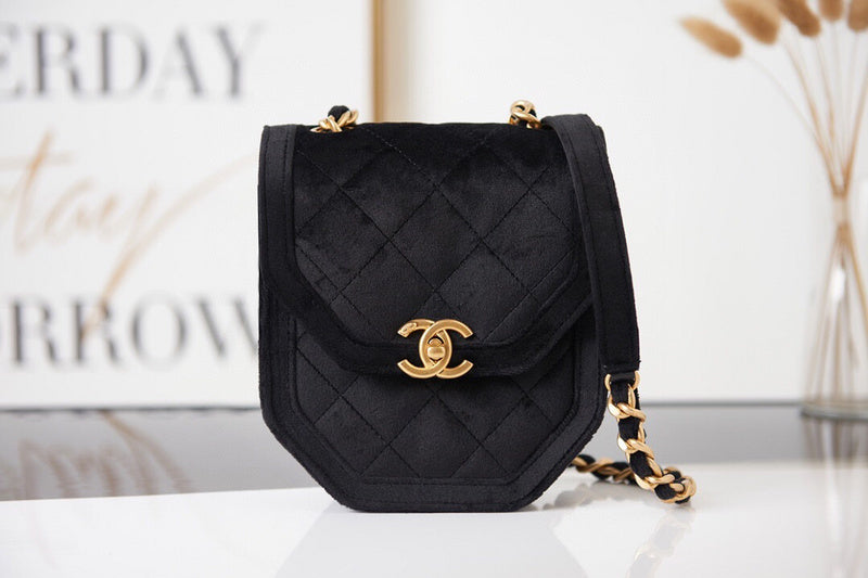 Luxe Touch Bags 

 -  Bags - 3490