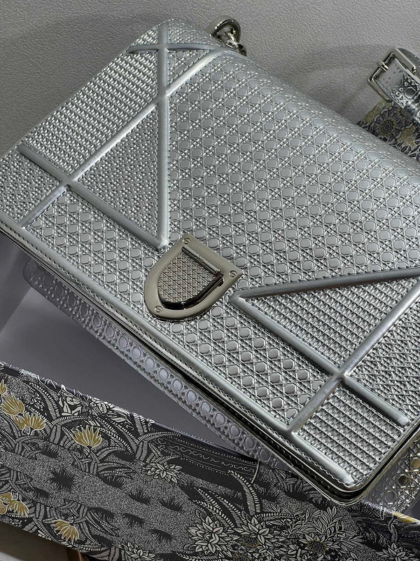 LTB - Luxe Touch Bags - 647