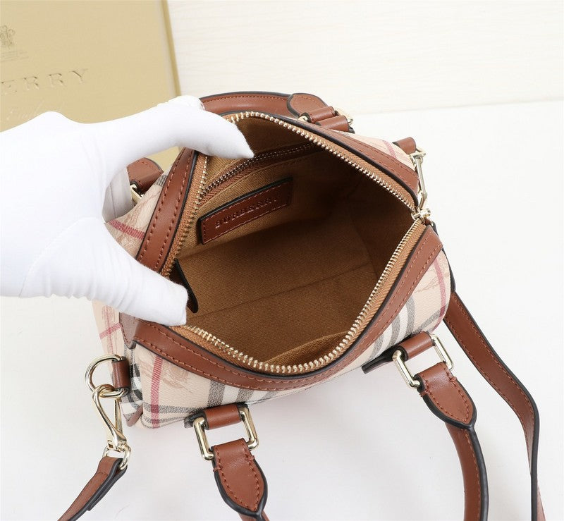 Luxe Touch Fashion -BBR Bags - 911