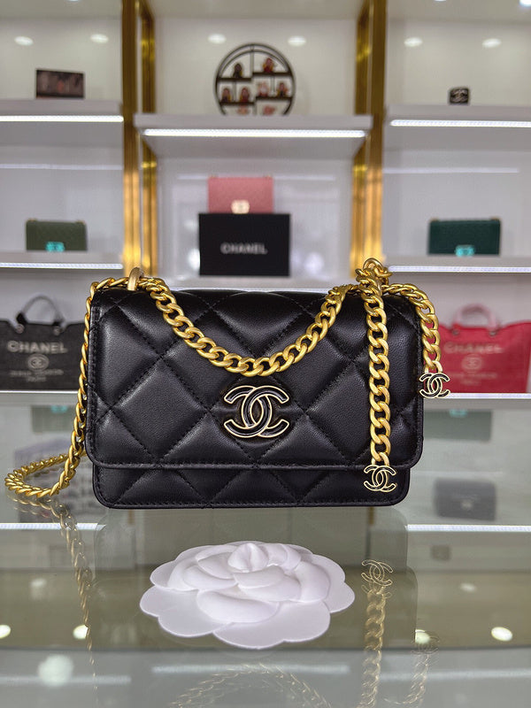Luxe Touch Bags 

 -  Bags - 3365