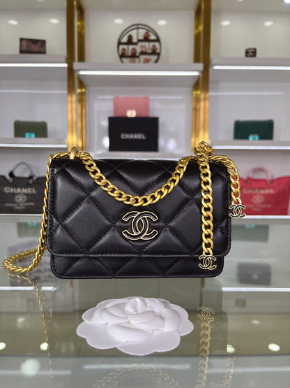 Luxe Touch Bags 

 -  Bags - 3365
