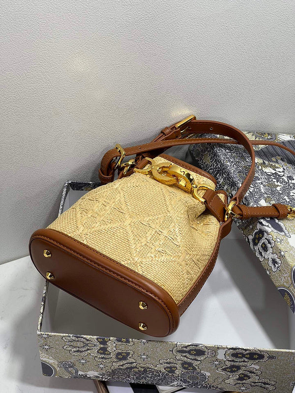 LTB - Luxe Touch Bags - 096
