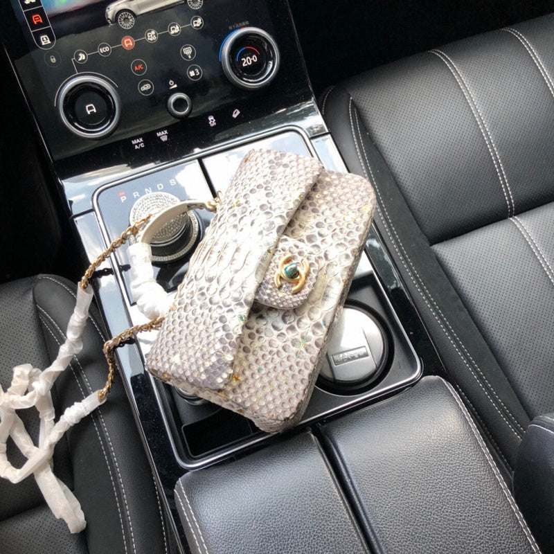 Luxe Touch Bags 

 -  Bags - 2949