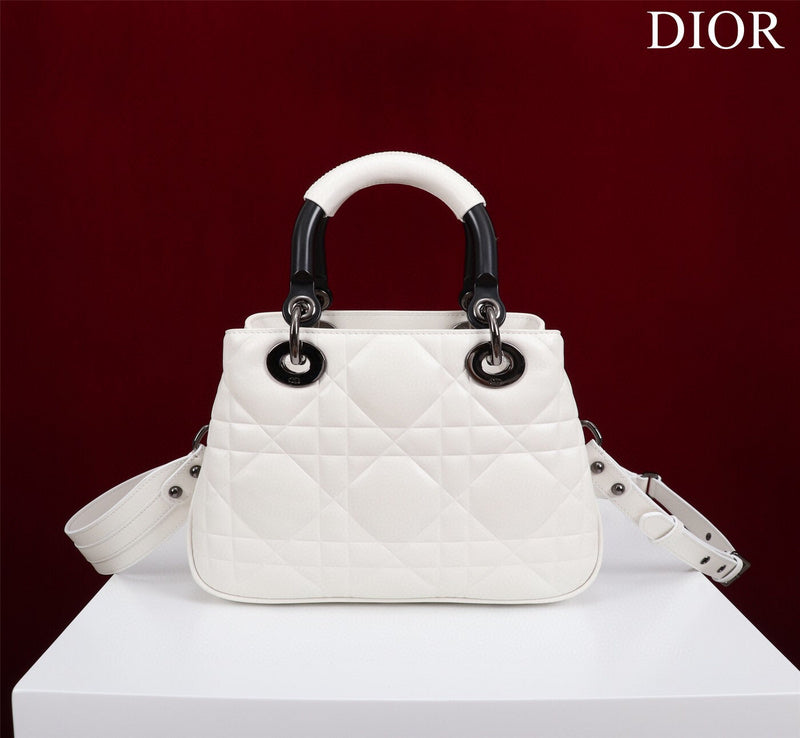 LTB - Luxe Touch Bags - 1786