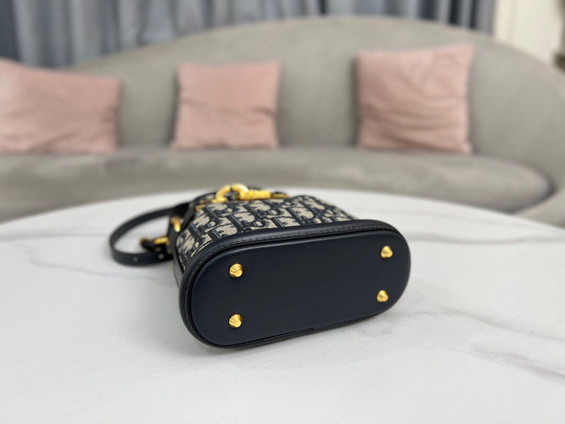 LTB - Luxe Touch Bags - 496