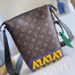 Luxe Touch Bags -   2406