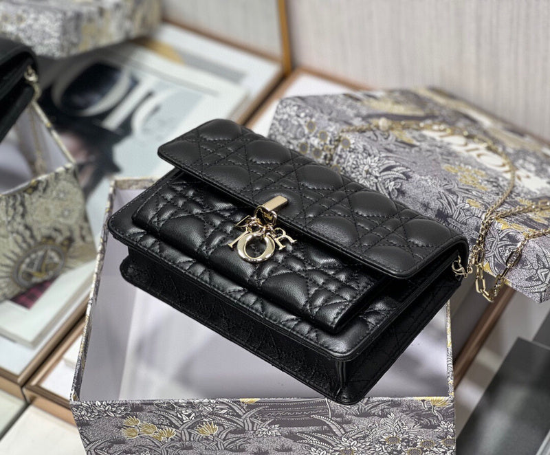 LTB - Luxe Touch Bags - 484