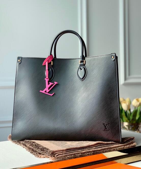 Luxe Touch Bags -   3163