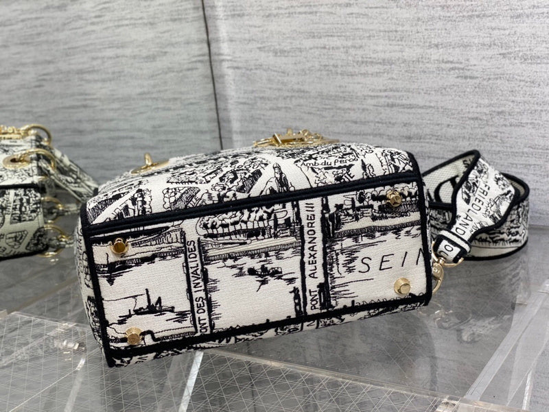 LTB - Luxe Touch Bags - 072