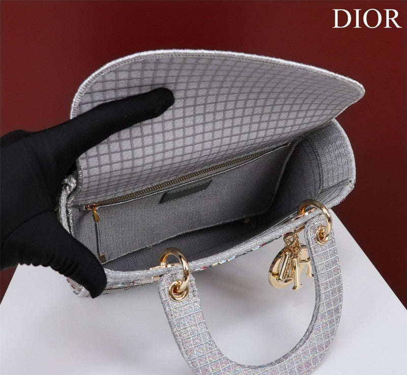 LTB - Luxe Touch Bags - 2010
