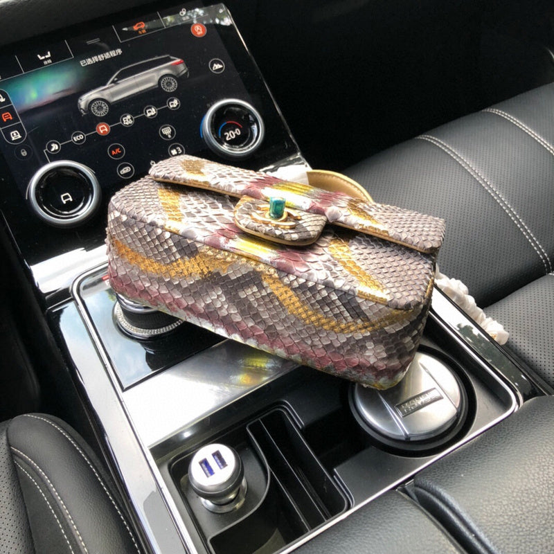 Luxe Touch Bags 

 -  Bags - 2943