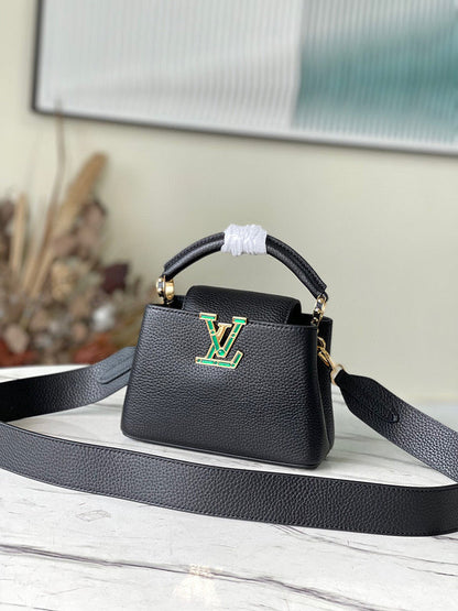 Fashion Luxe Touch bags - 5166