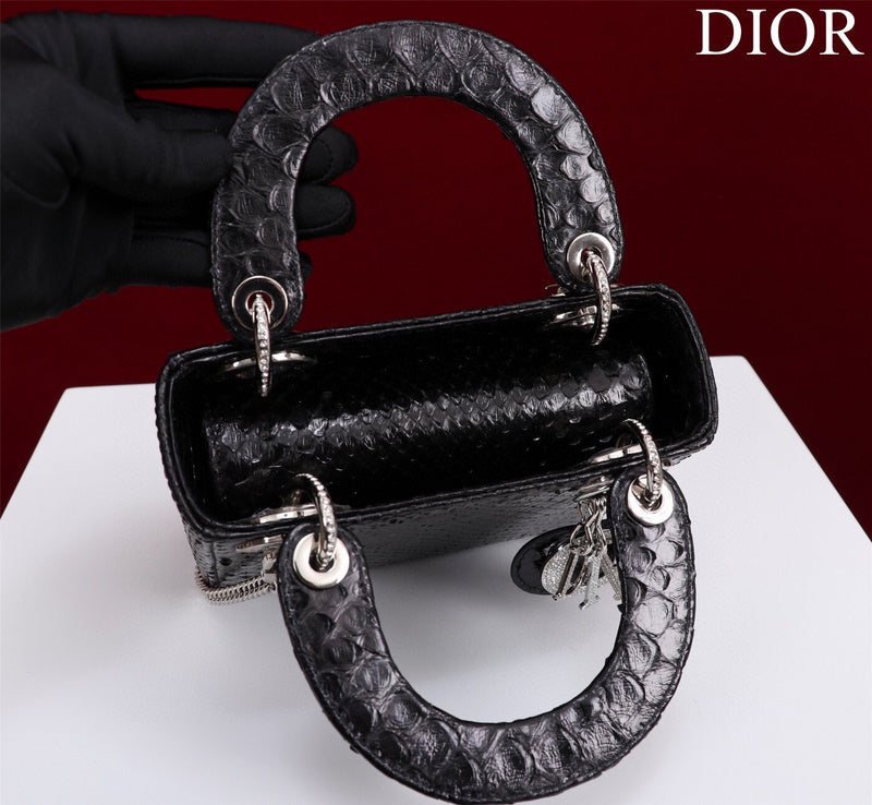 LTB - Luxe Touch Bags - 104