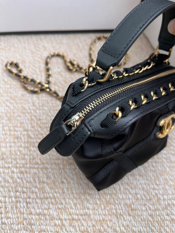 Luxe Touch Bags 

 -  Bags - 3384