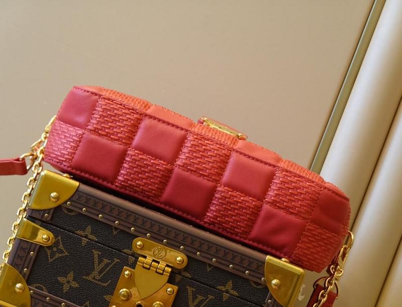 Luxe Touch Bags -   2190