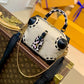Luxe Touch Bags -   2261