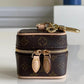 Luxe Touch Bags -   2211