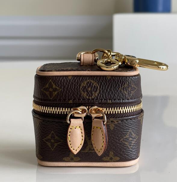 Luxe Touch Bags -   2211