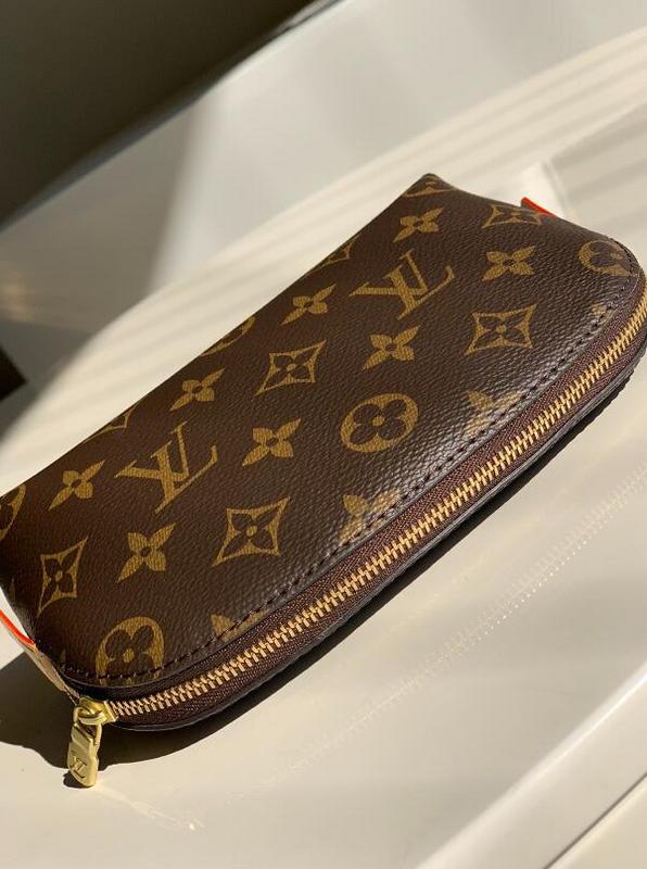 Luxe Touch Bags -   2636