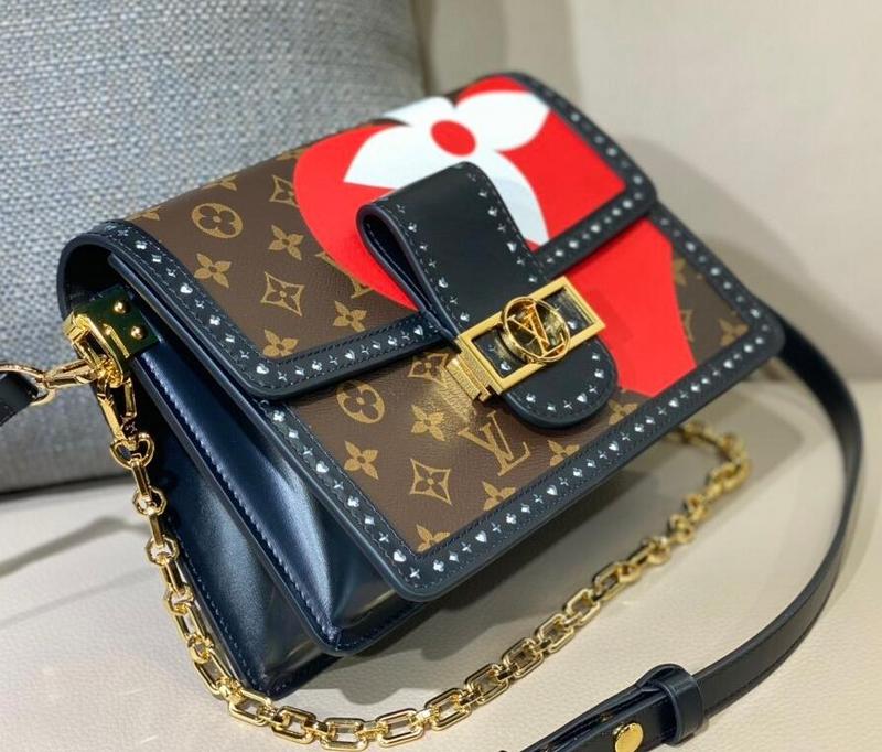 Luxe Touch Bags -   2659
