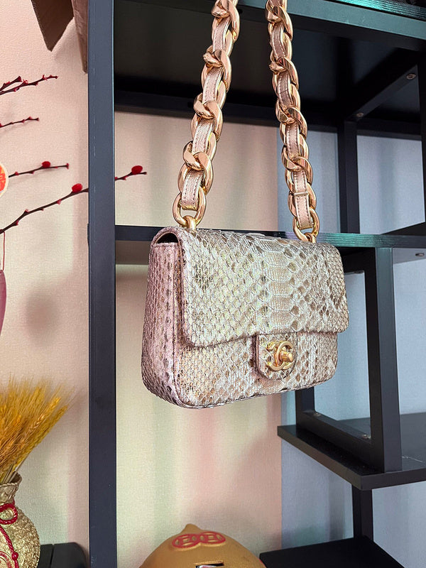 Luxe Touch Bags 

 -  Bags - 3110