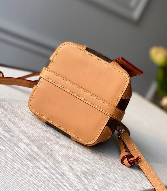 Luxe Touch Bags -   3164