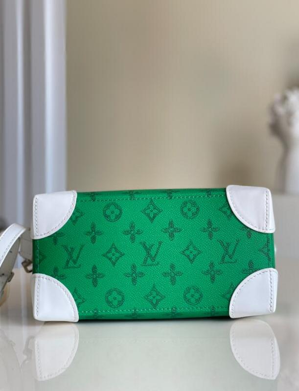 Luxe Touch Bags -   2156