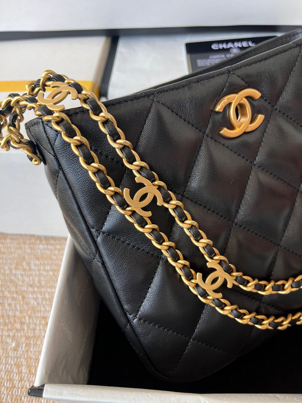 Luxe Touch Bags 

 -  Bags - 3075
