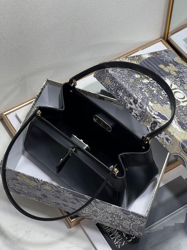 LTB - Luxe Touch Bags - 657