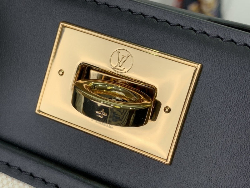 Fashion Luxe Touch bags - 3555