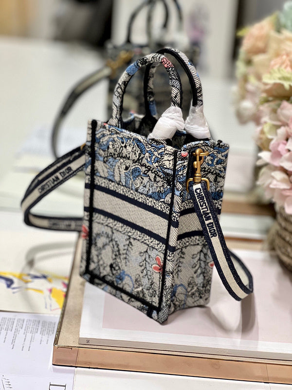 LTB - Luxe Touch Bags - 718