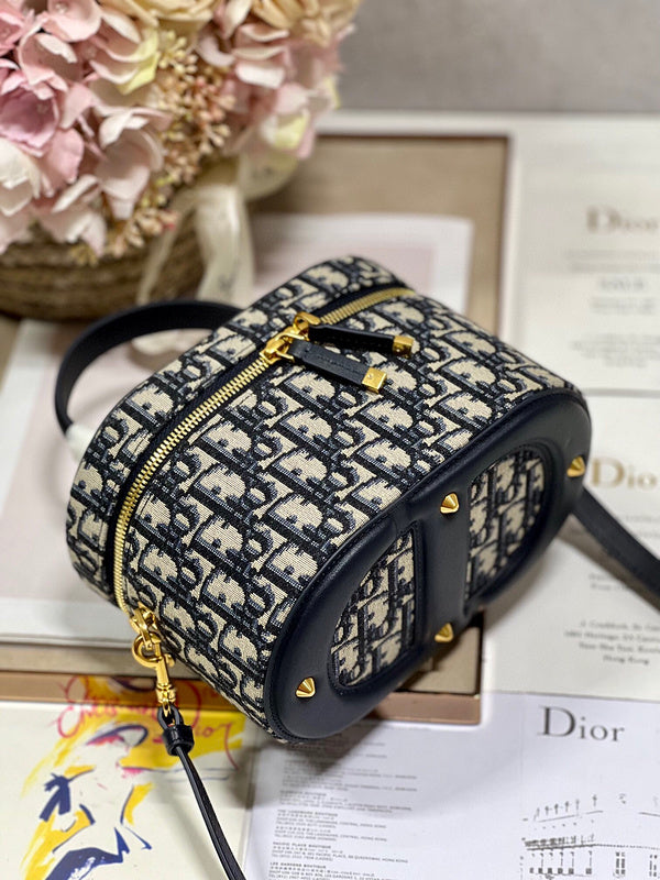 LTB - Luxe Touch Bags - 588