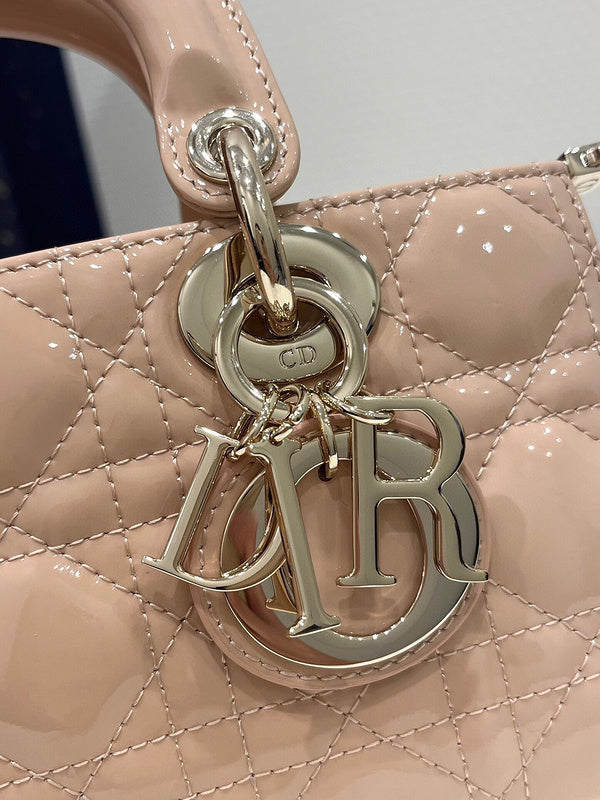 LTB - Luxe Touch Bags - 689
