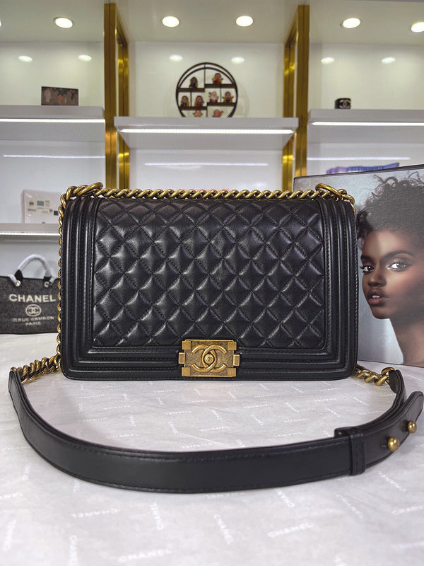 Luxe Touch Bags 

 -  Bags - 3379