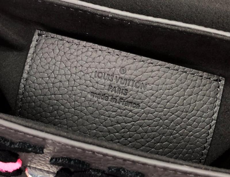 Luxe Touch Bags -   2149
