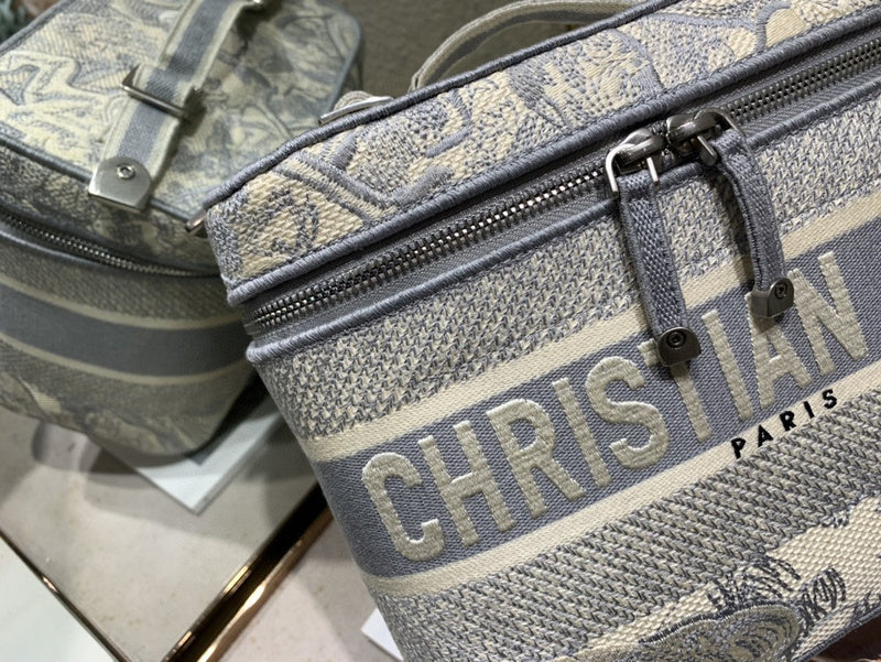 LTB - Luxe Touch Bags - 1974
