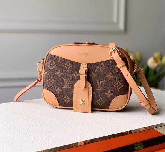 Luxe Touch Bags -   3155