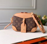 Luxe Touch Bags -   3155