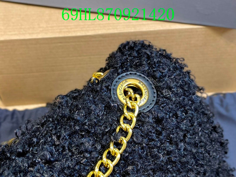 Luxe Touch Fashion - BGA Bags - 2040