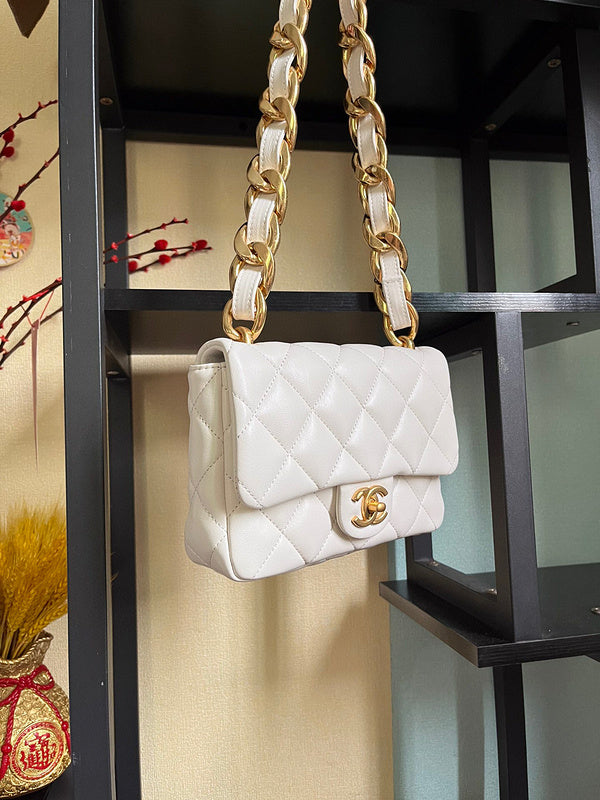 Luxe Touch Bags 

 -  Bags - 3094