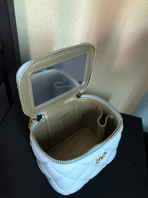 Luxe Touch Bags 

 -  Bags - 3296
