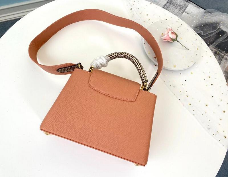 Luxe Touch Bags -   2613