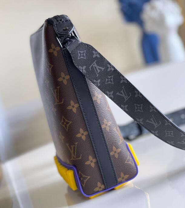 Luxe Touch Bags -   2406