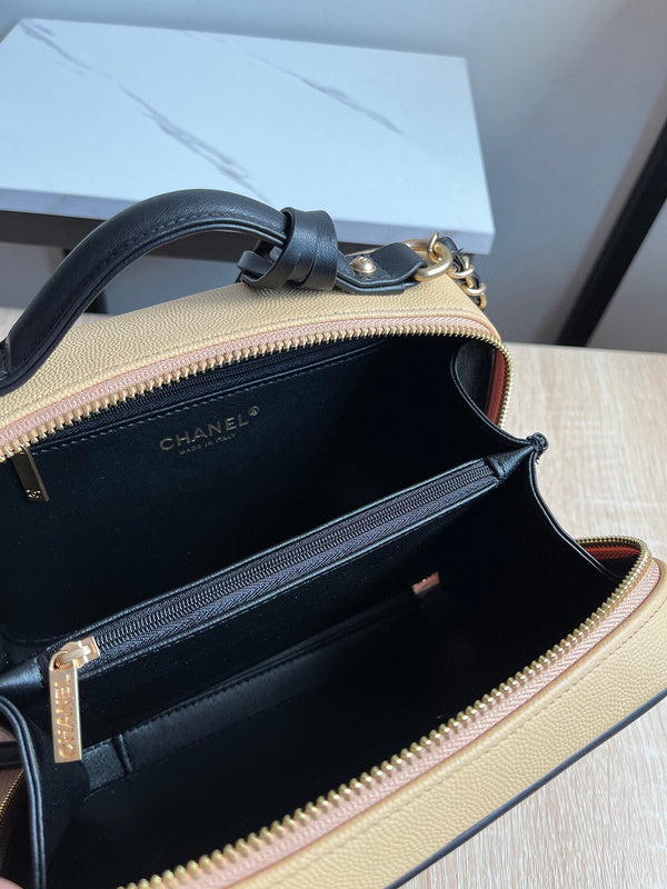 Luxe Touch Bags 

 -  Bags - 2705