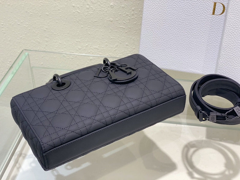 LTB - Luxe Touch Bags - 700