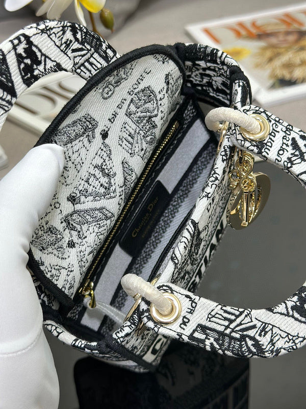 LTB - Luxe Touch Bags - 220